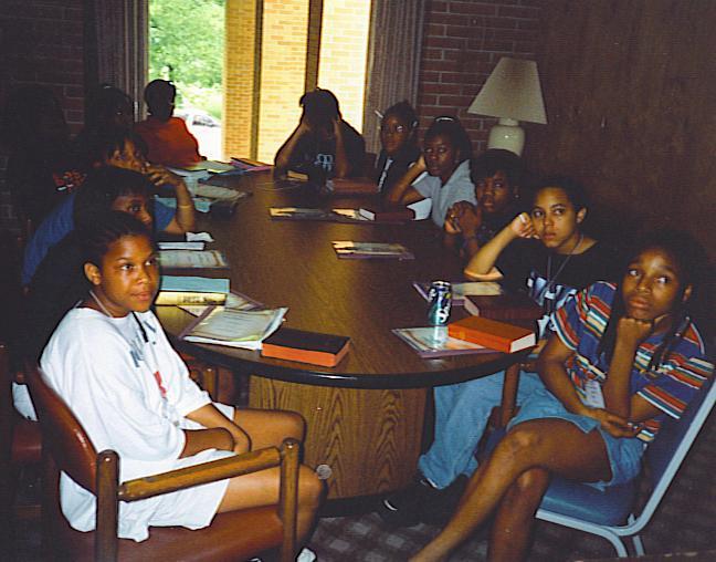 femaleroundtable.jpg