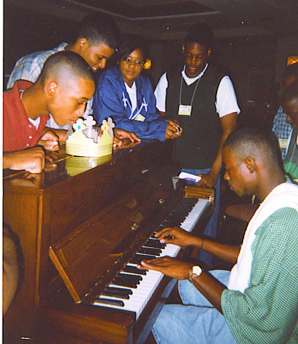 piano.jpg